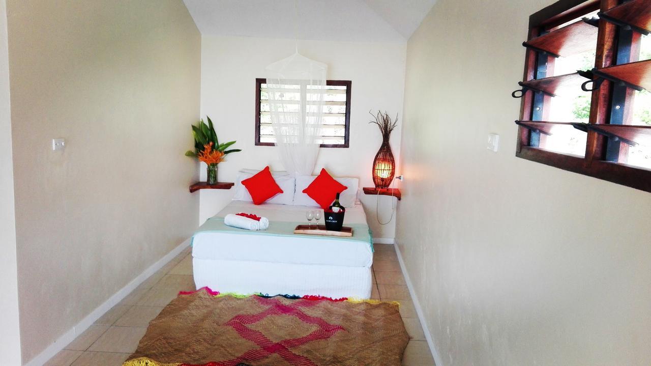 Blue Bay Resort Port Vila Ngoại thất bức ảnh